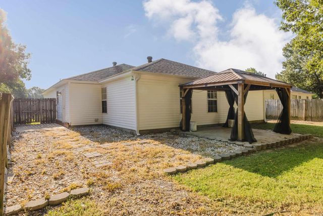 513 Hidden Forest Drive, Bryant, AR 72022