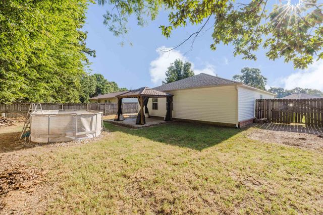 513 Hidden Forest Drive, Bryant, AR 72022