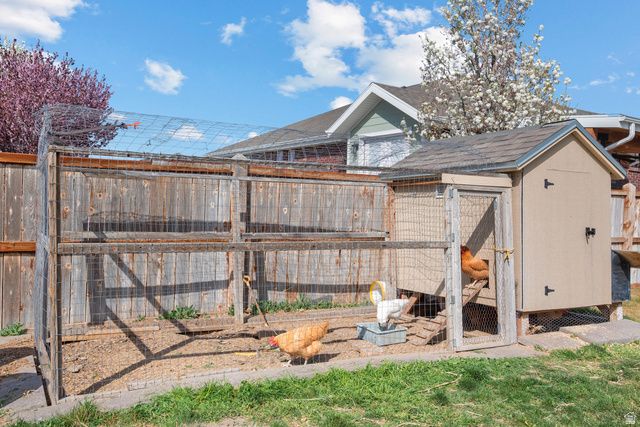 1124 S 1050 W, Tooele, UT 84074