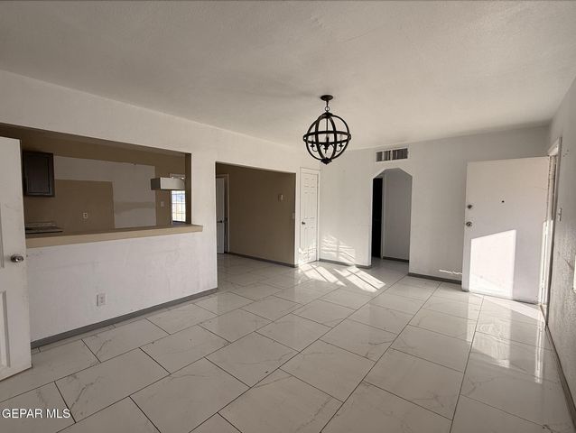 304 Ramona Avenue, El Paso, TX 79915