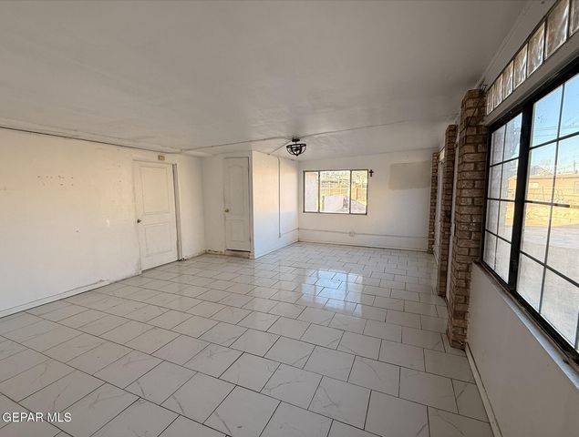 304 Ramona Avenue, El Paso, TX 79915