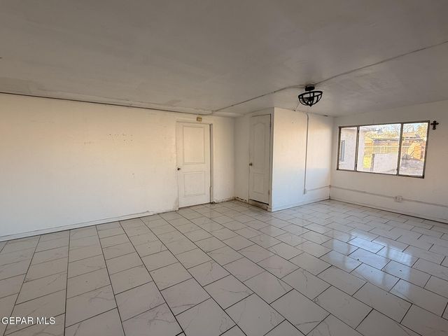 304 Ramona Avenue, El Paso, TX 79915