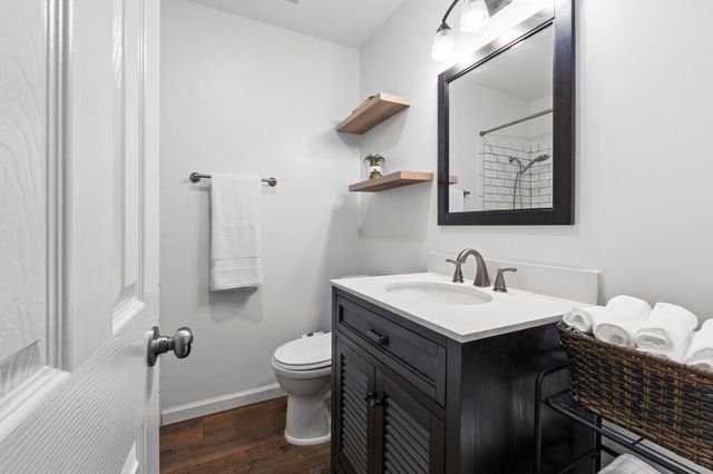 5811 Glenhollow PATH, Austin, TX 78745