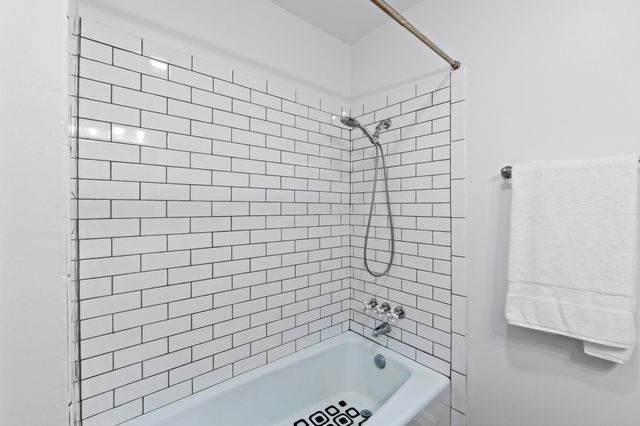 5811 Glenhollow PATH, Austin, TX 78745