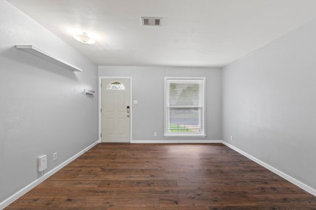 5811 Glenhollow PATH, Austin, TX 78745