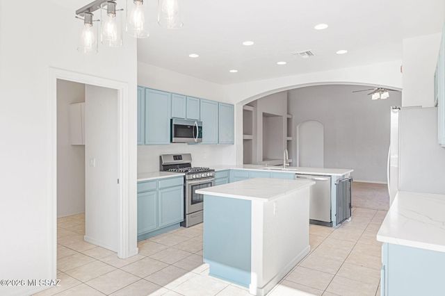 3460 N Harcan Mine Place, Tucson, AZ 85745