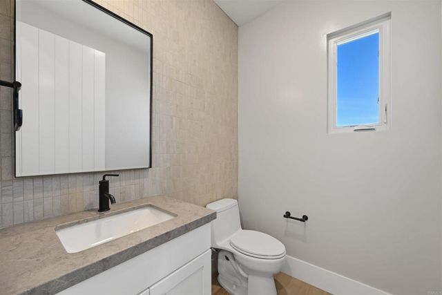 3580 Garfield Street, Carlsbad, CA 92008