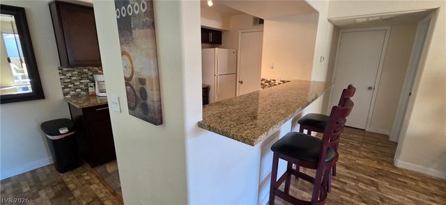 2300 East SILVERADO RANCH Boulevard 2006, Las Vegas, NV 89183