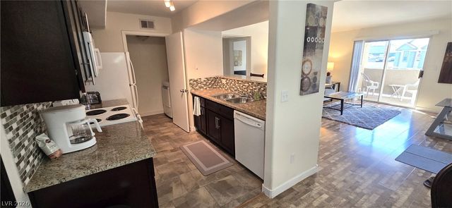 2300 East SILVERADO RANCH Boulevard 2006, Las Vegas, NV 89183