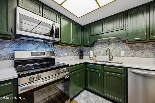 2970 ST JOHNS Avenue 12F, Jacksonville, FL 32205