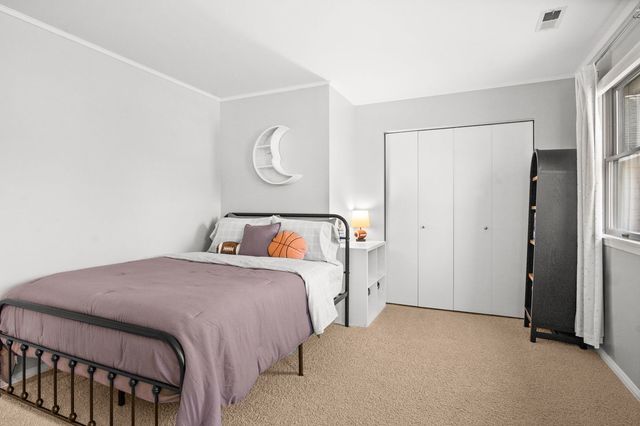 7S367 Augusta Lane, Naperville, IL 60540