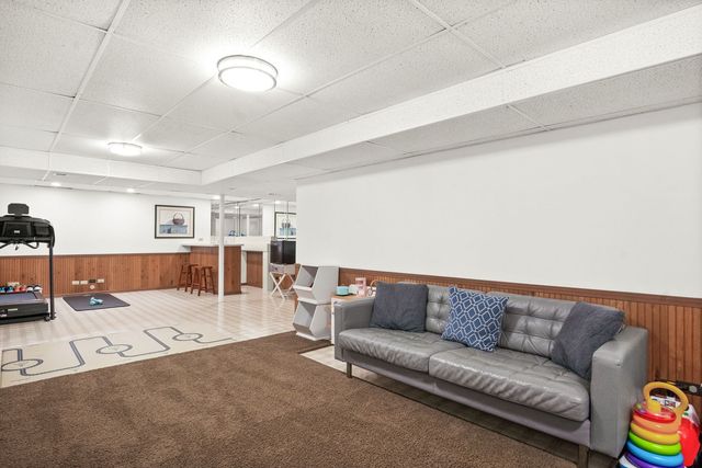 7S367 Augusta Lane, Naperville, IL 60540