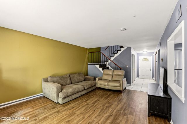 16 Woodlake Drive 16, Lakewood, NJ 08701
