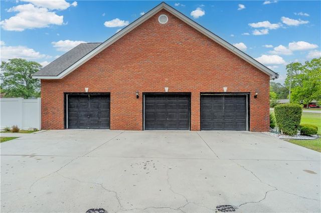 635 Tomberlin Road, Waycross, GA 31503