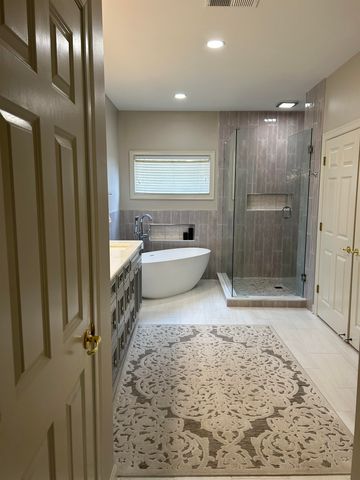 9108 E GROVELAWN CV E, Germantown, TN 38139