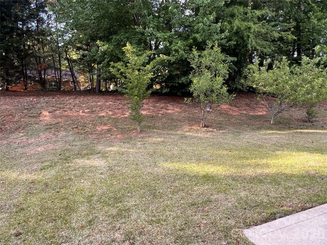 7709 Greylock Ridge Road 18, Matthews, NC 28105