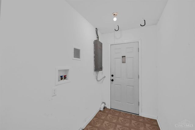 4957 Castleton Drive, Fairfield, OH 45014