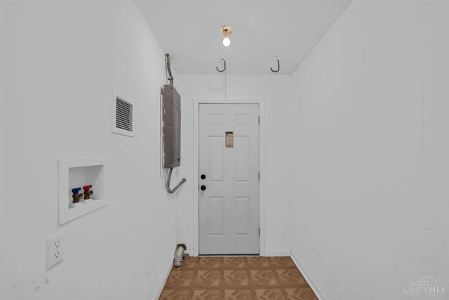 4957 Castleton Drive, Fairfield, OH 45014