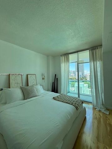 333 NE 24 Street 704, Miami, FL 33137