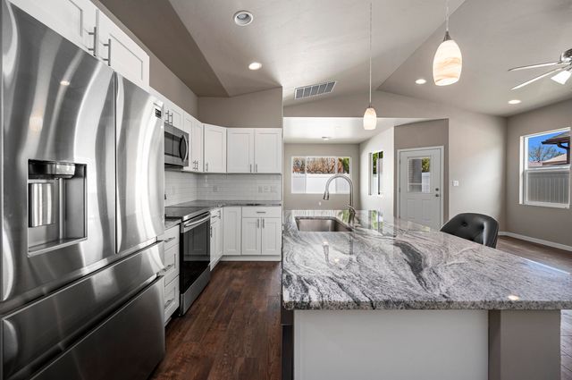 3034 Red Pear Drive, Grand Junction, CO 81504