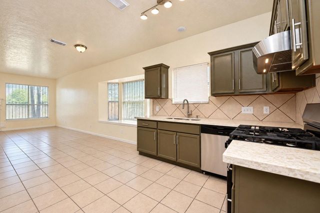 10138 Duchamp Drive, Houston, TX 77036