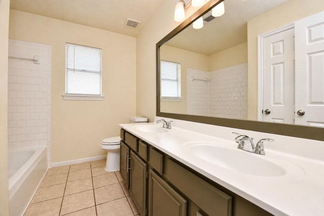 10138 Duchamp Drive, Houston, TX 77036