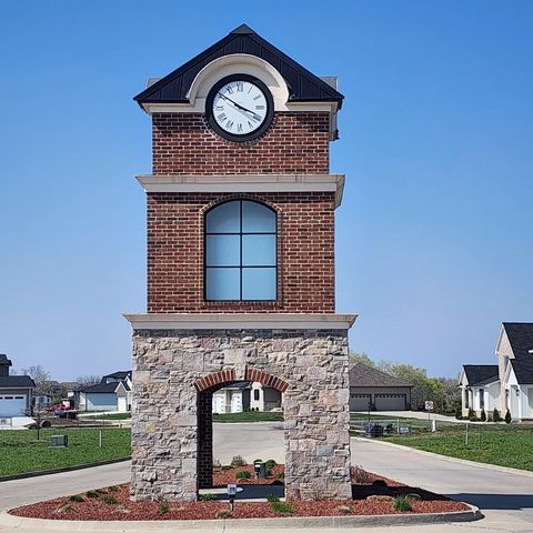 4640 161 Court, Urbandale, IA 50323