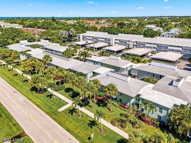 653 12th AVE S 653, Naples, FL 34102