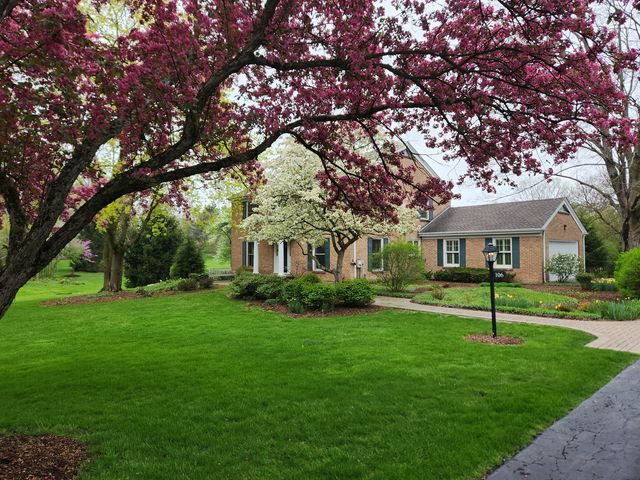 106 Carriage Road, North Barrington, IL 60010