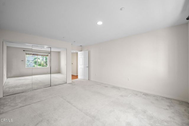 530 W Stocker 206, Glendale, CA 91202