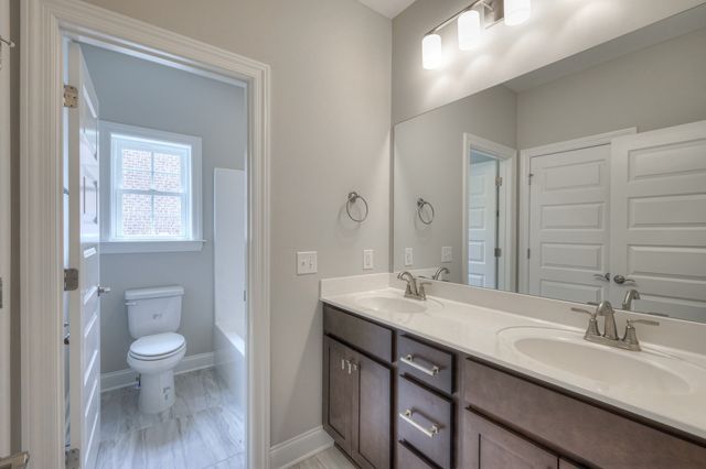 5529 Sinclair St, Murfreesboro, TN 37127