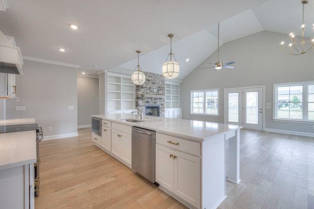 5529 Sinclair St, Murfreesboro, TN 37127