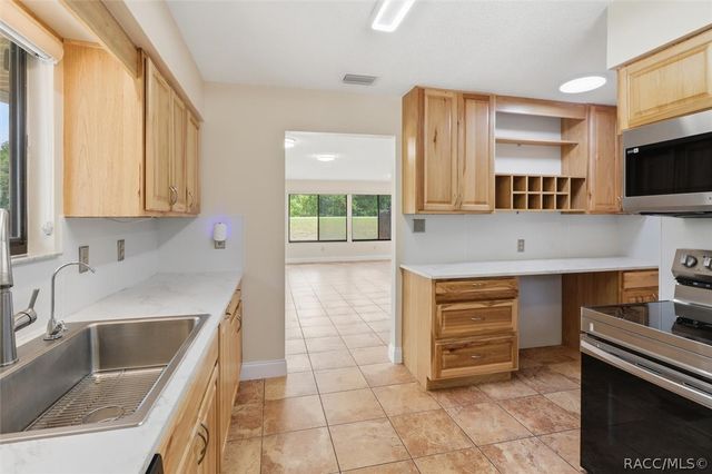 5383 N Carl G Rose Highway, Hernando, FL 34442
