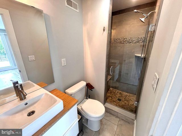 488 EVERGREEN AVE, Philadelphia, PA 19128