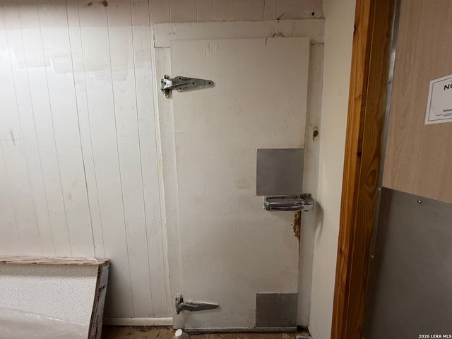 601 CUPPLES RD, San Antonio, TX 78237