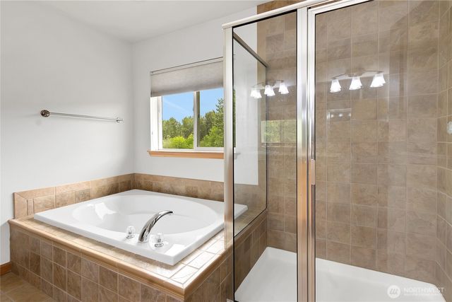 1522 Daffodil Avenue NE, Orting, WA 98360