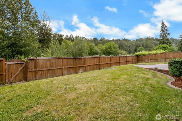 1522 Daffodil Avenue NE, Orting, WA 98360