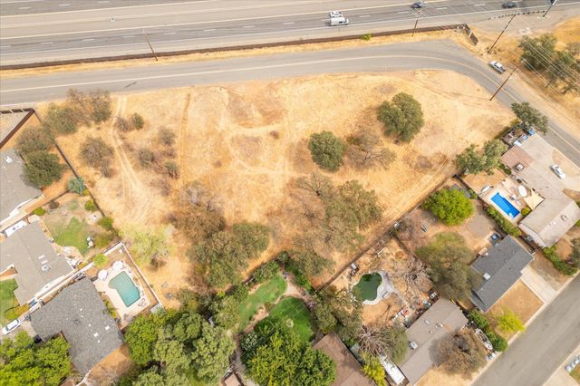 2755 Goodwater Avenue, Redding, CA 96002