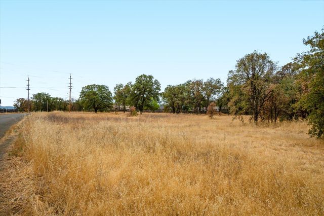 2755 Goodwater Avenue, Redding, CA 96002