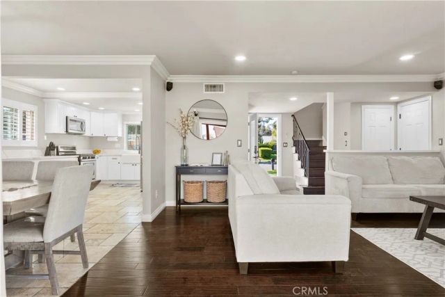 2095 Morley Street, Simi Valley, CA 93065