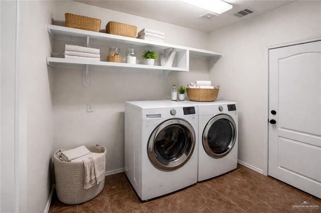 1425 Sweet Lane, Edinburg, TX 78539