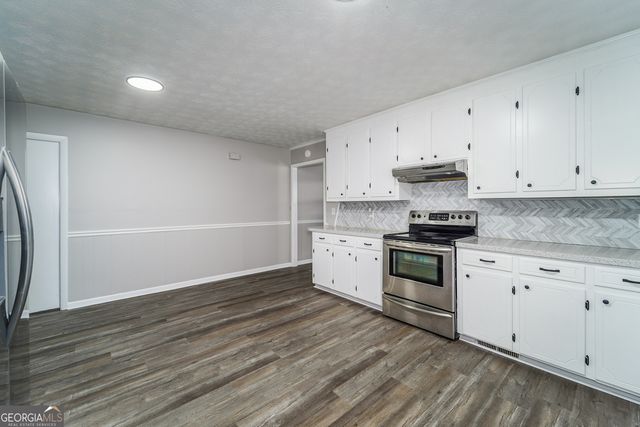 115 Travis Trail, Waycross, GA 31503