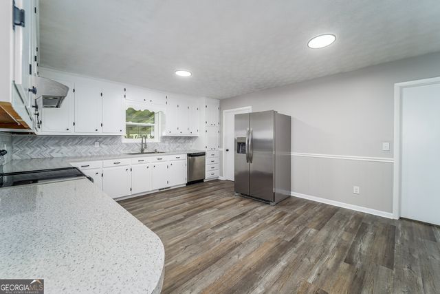 115 Travis Trail, Waycross, GA 31503