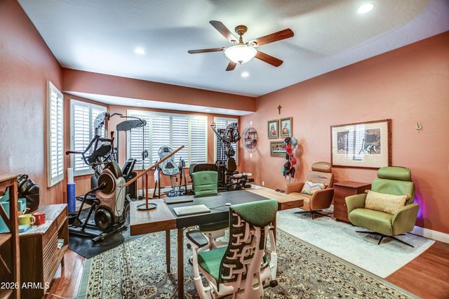 15426 S 4TH Avenue, Phoenix, AZ 85045