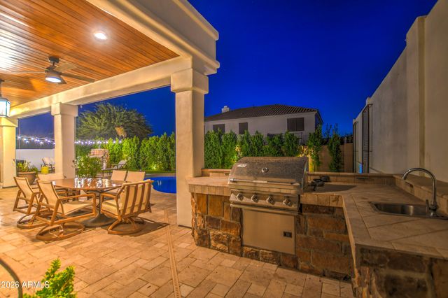 15426 S 4TH Avenue, Phoenix, AZ 85045