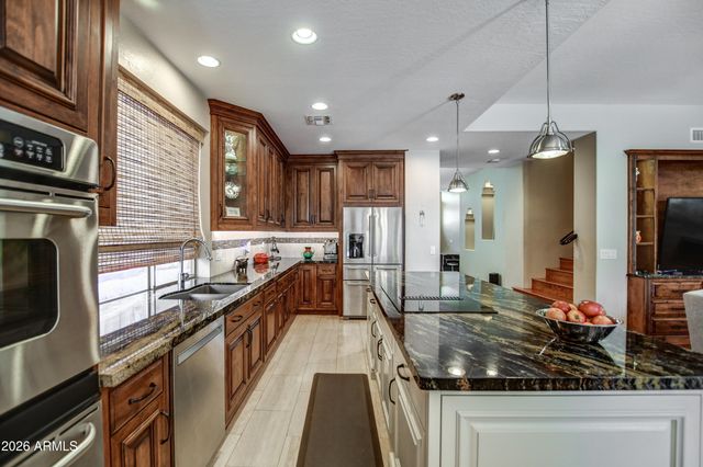 15426 S 4TH Avenue, Phoenix, AZ 85045