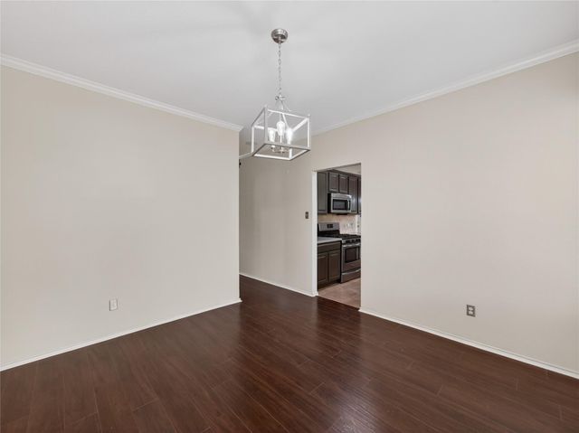 125 Hometown PKWY, Kyle, TX 78640