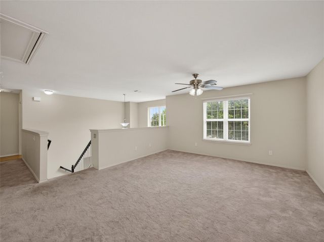 125 Hometown PKWY, Kyle, TX 78640