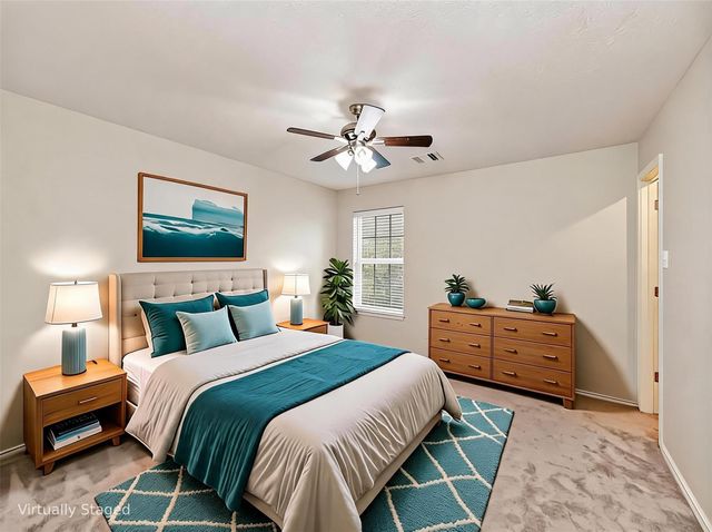 125 Hometown PKWY, Kyle, TX 78640