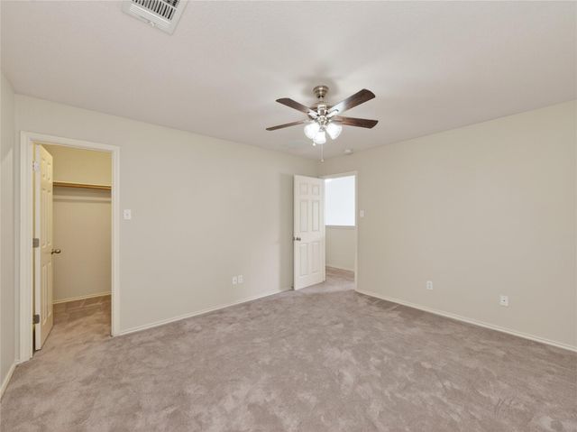 125 Hometown PKWY, Kyle, TX 78640